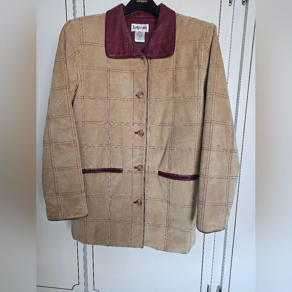 Bagatelle Women's Tan and Burgundy Jacket